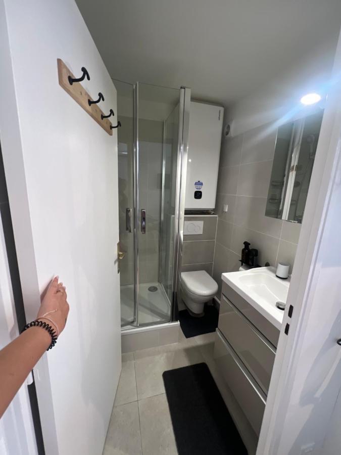 Appartement Pied Dans L'Eau Ла-Сейн-сюр-Мер Екстер'єр фото